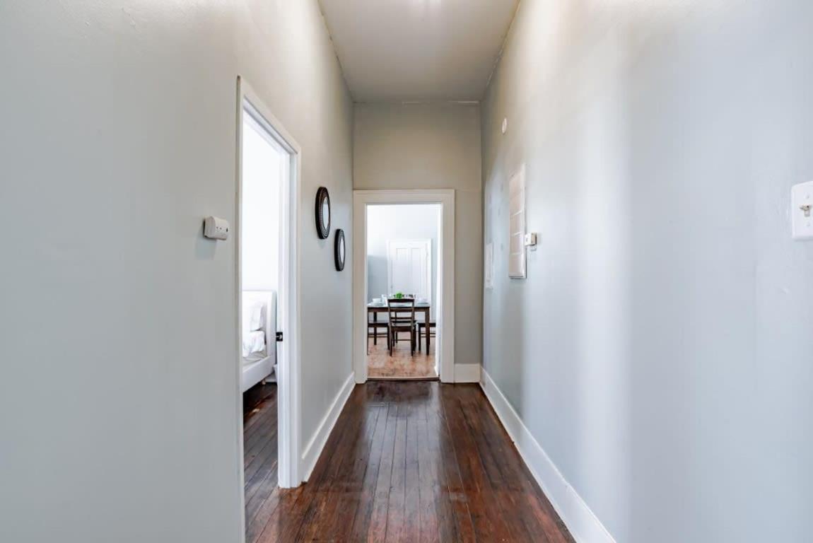 Mins From Downtown & Dining, Dauphin Darling 2 Leilighet Mobile Eksteriør bilde