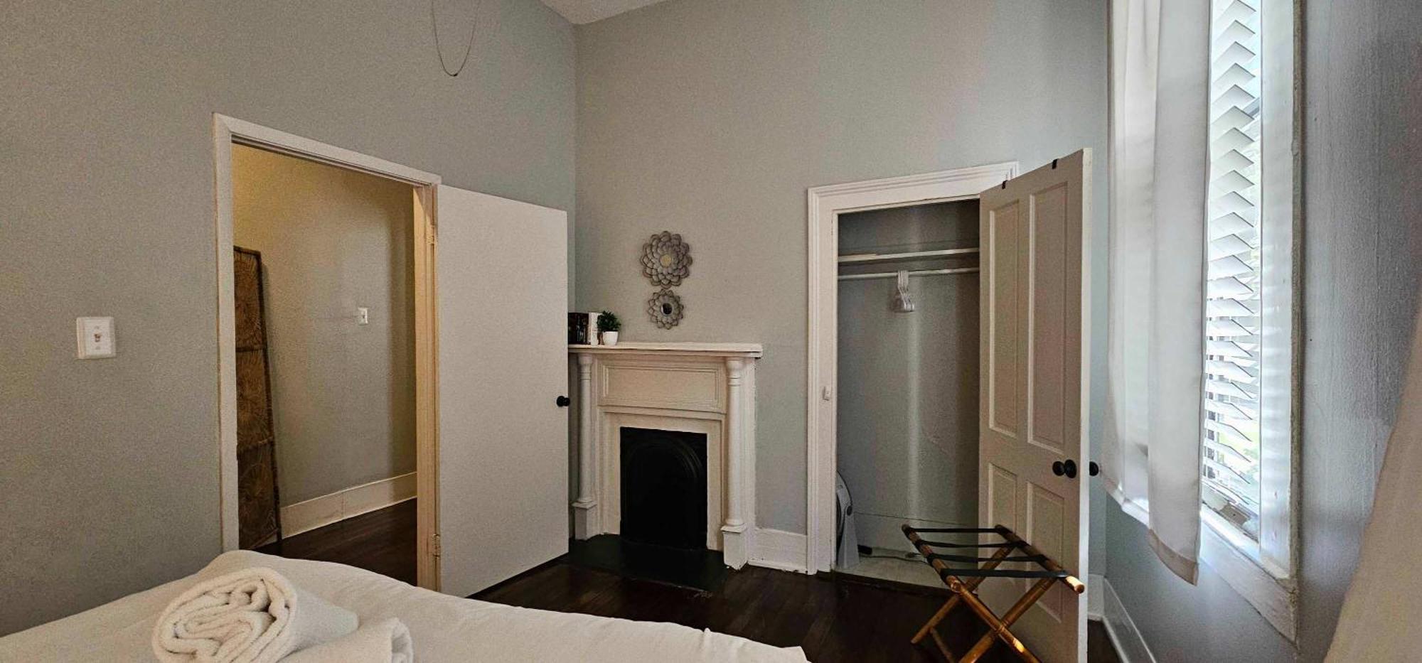 Mins From Downtown & Dining, Dauphin Darling 2 Leilighet Mobile Eksteriør bilde