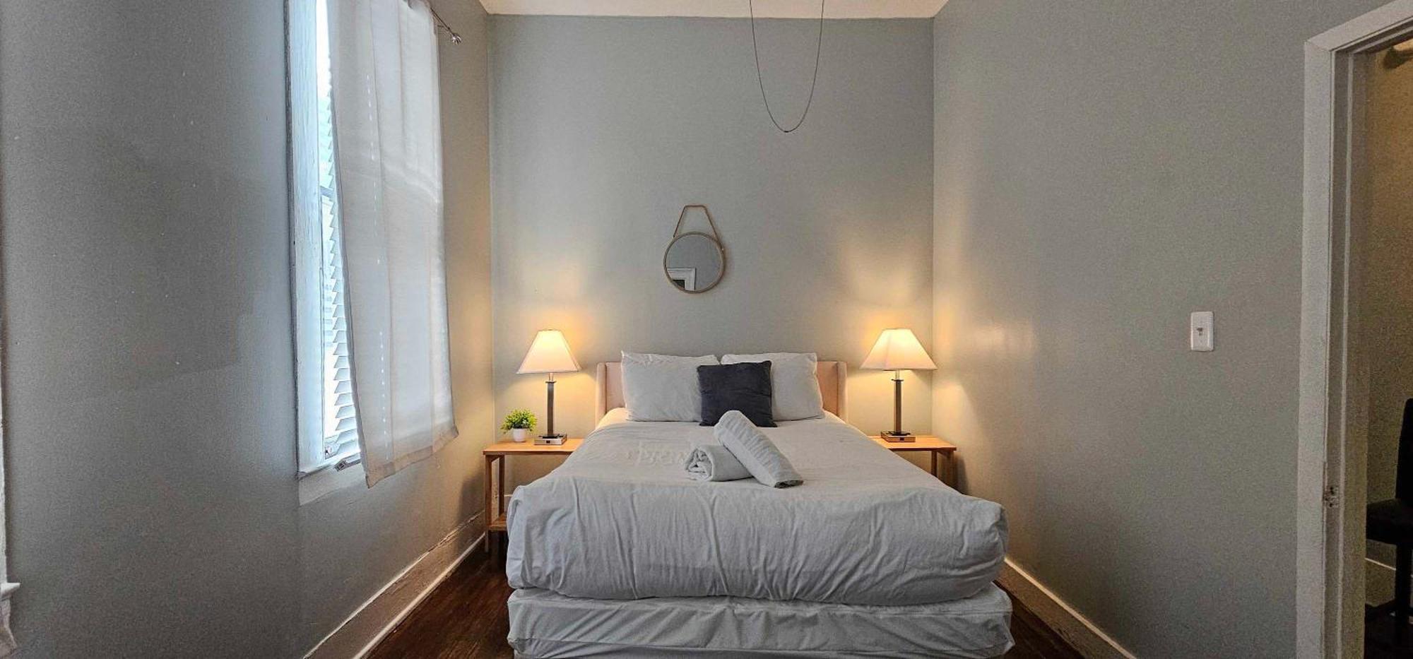 Mins From Downtown & Dining, Dauphin Darling 2 Leilighet Mobile Eksteriør bilde
